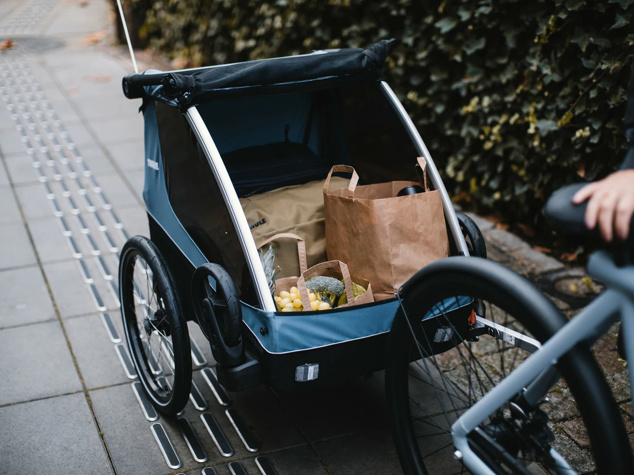 Thule Courier Kinderanhänger 18 Thule Courier Kinderanhänger – Bild 16